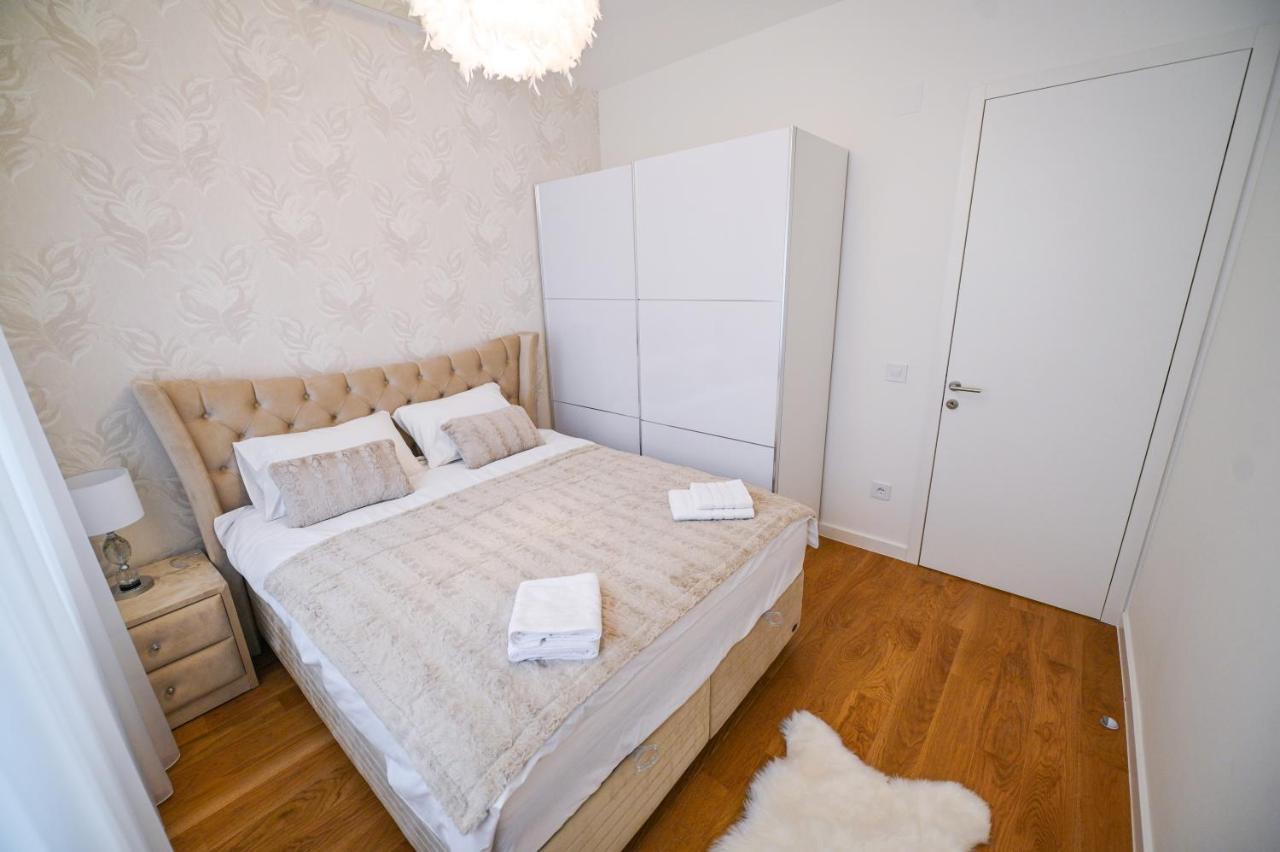 Apartman City Charm Banja Luka Eksteriør billede