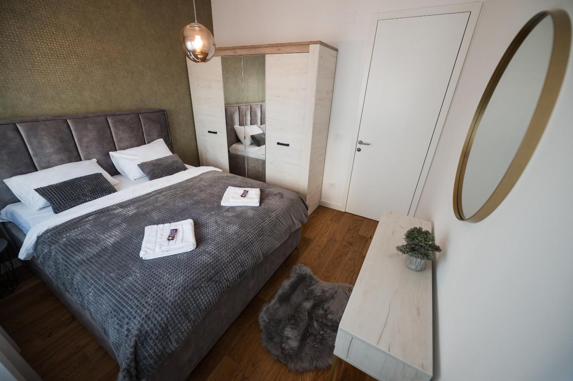 Apartman City Charm Banja Luka Eksteriør billede
