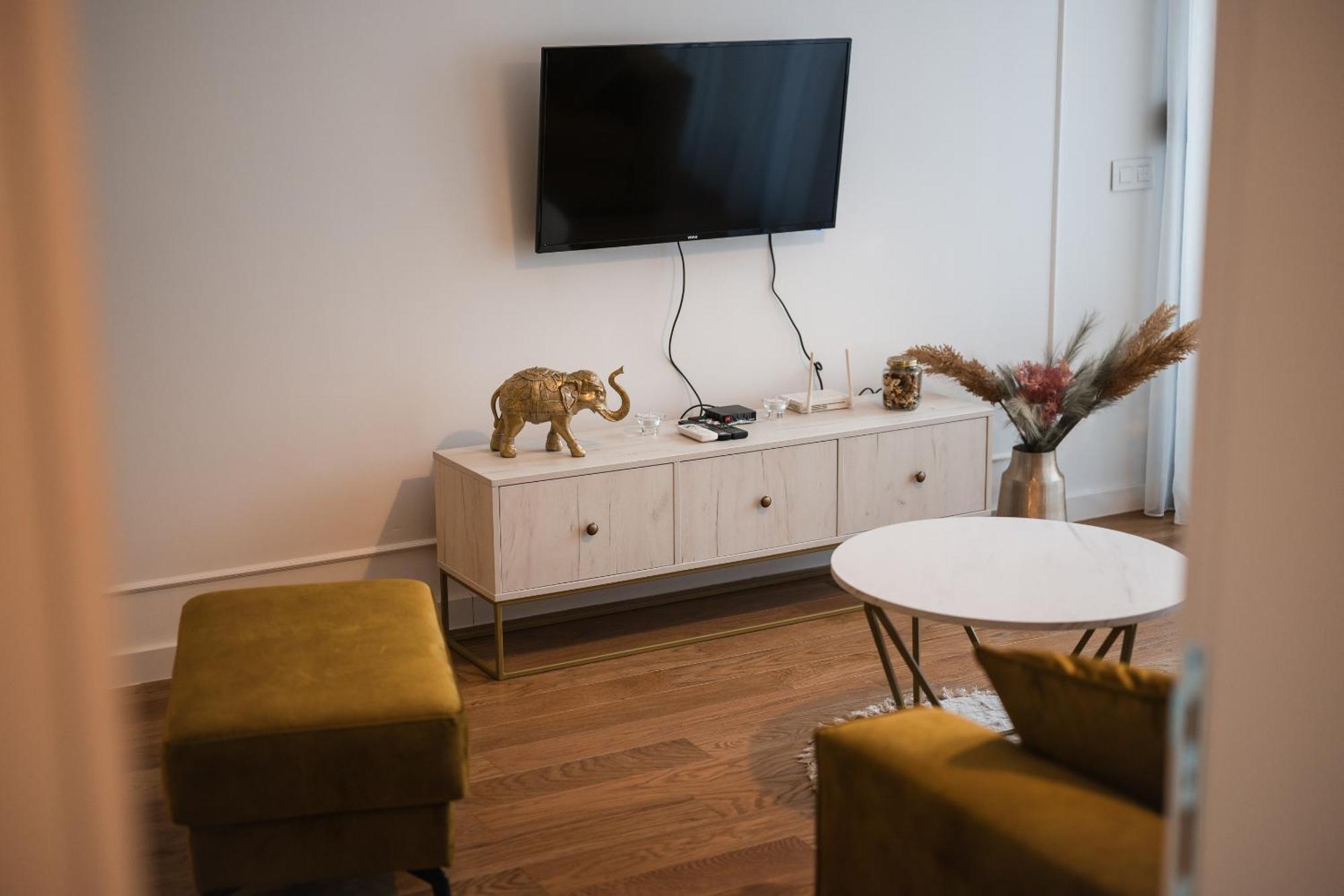 Apartman City Charm Banja Luka Eksteriør billede